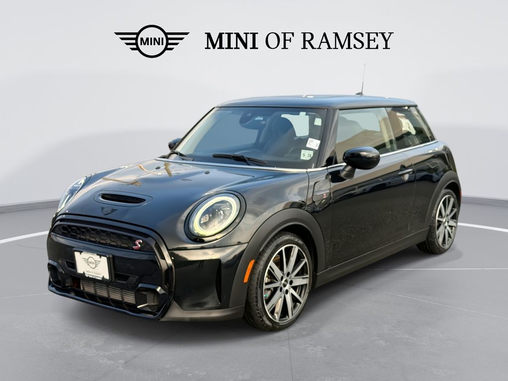 2024 MINI Hardtop