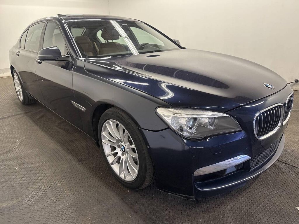 2015 BMW 740Li