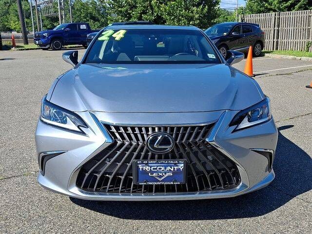 2024 Lexus ES