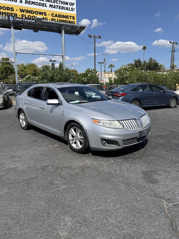 2010 LINCOLN MKS