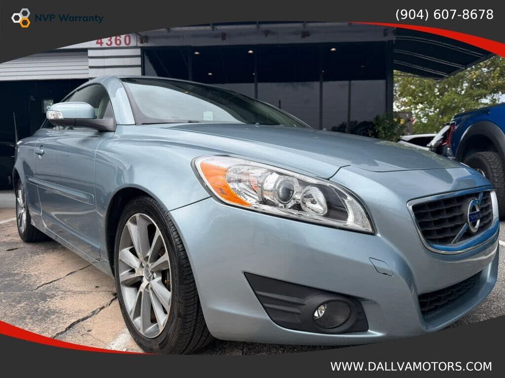 2011 VOLVO C70