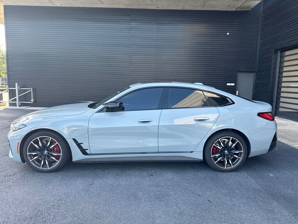 2022 BMW i4