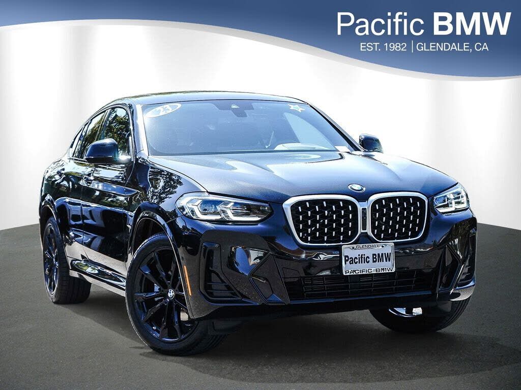 2023 BMW X4