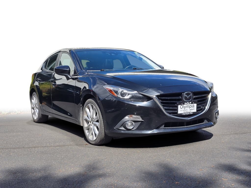 2016 MAZDA Mazda3