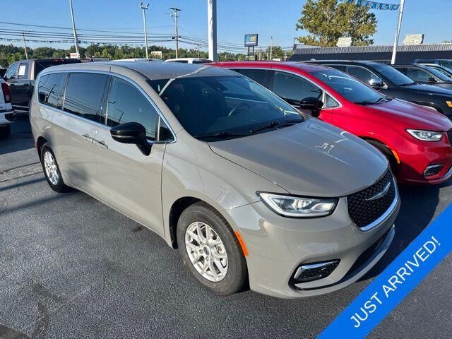 2025 CHRYSLER Pacifica