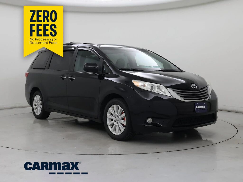 2015 TOYOTA Sienna