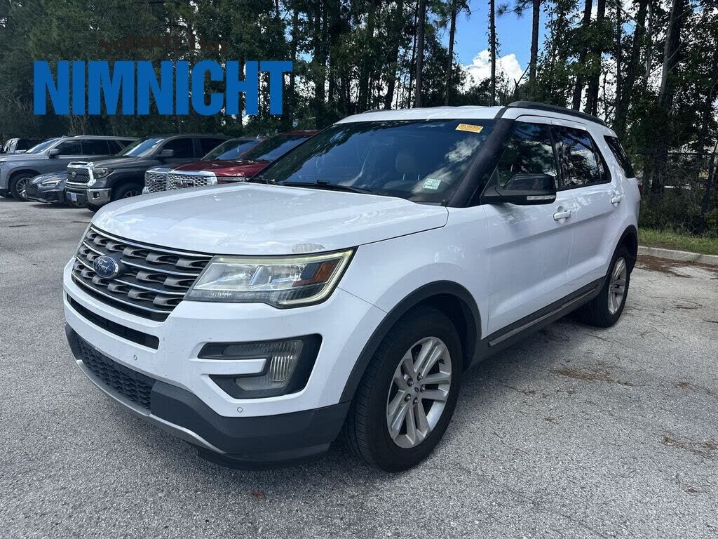 2017 FORD Explorer