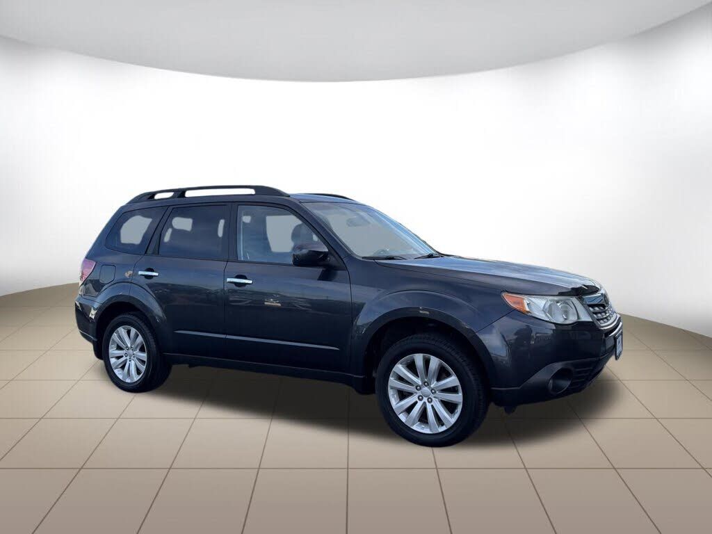 2012 SUBARU Forester
