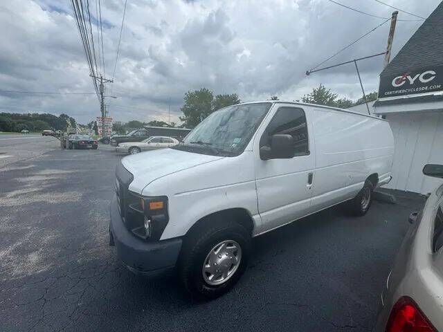 2011 FORD E-250