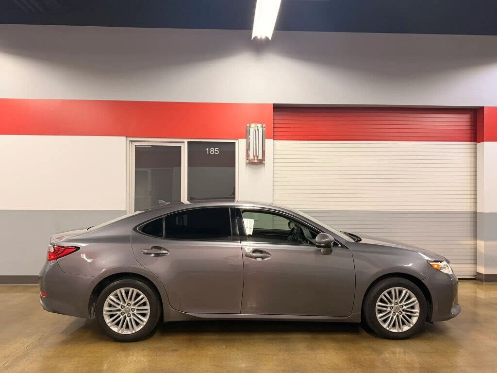 2013 Lexus ES