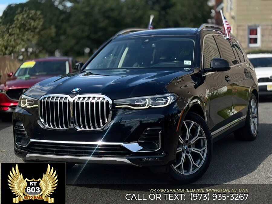 2022 BMW X7