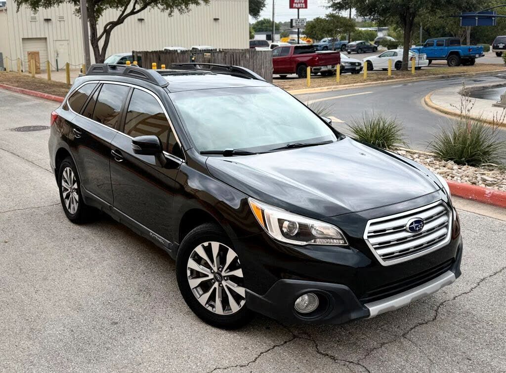 2017 SUBARU Outback