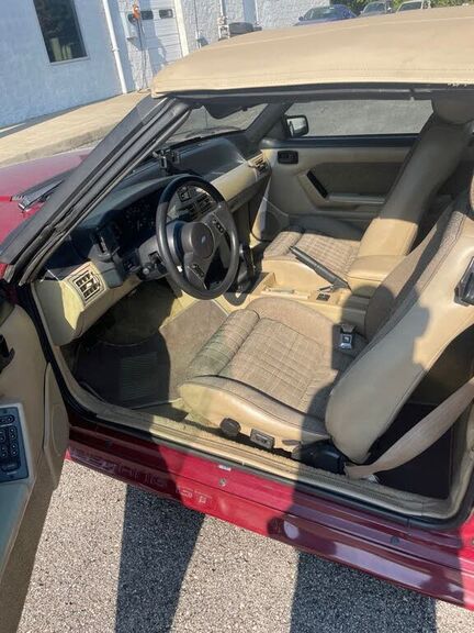 1987 FORD Mustang