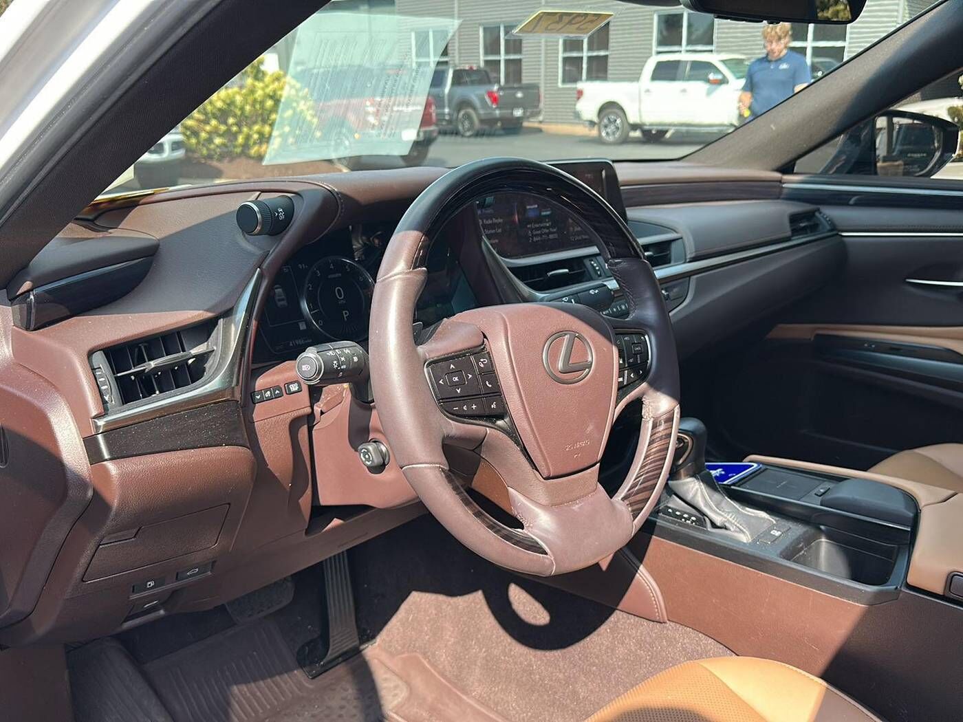 2019 Lexus ES