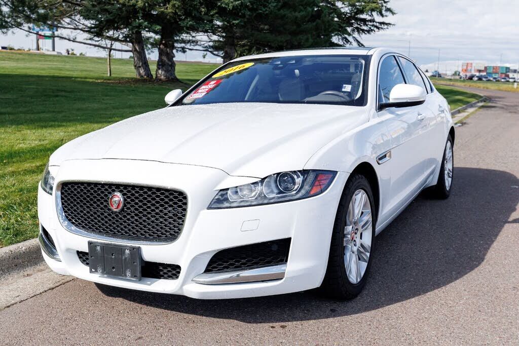 2017 JAGUAR XF