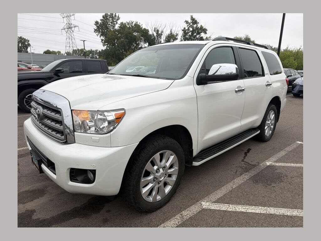 2017 TOYOTA Sequoia