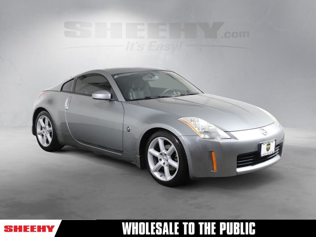 2004 NISSAN 350Z