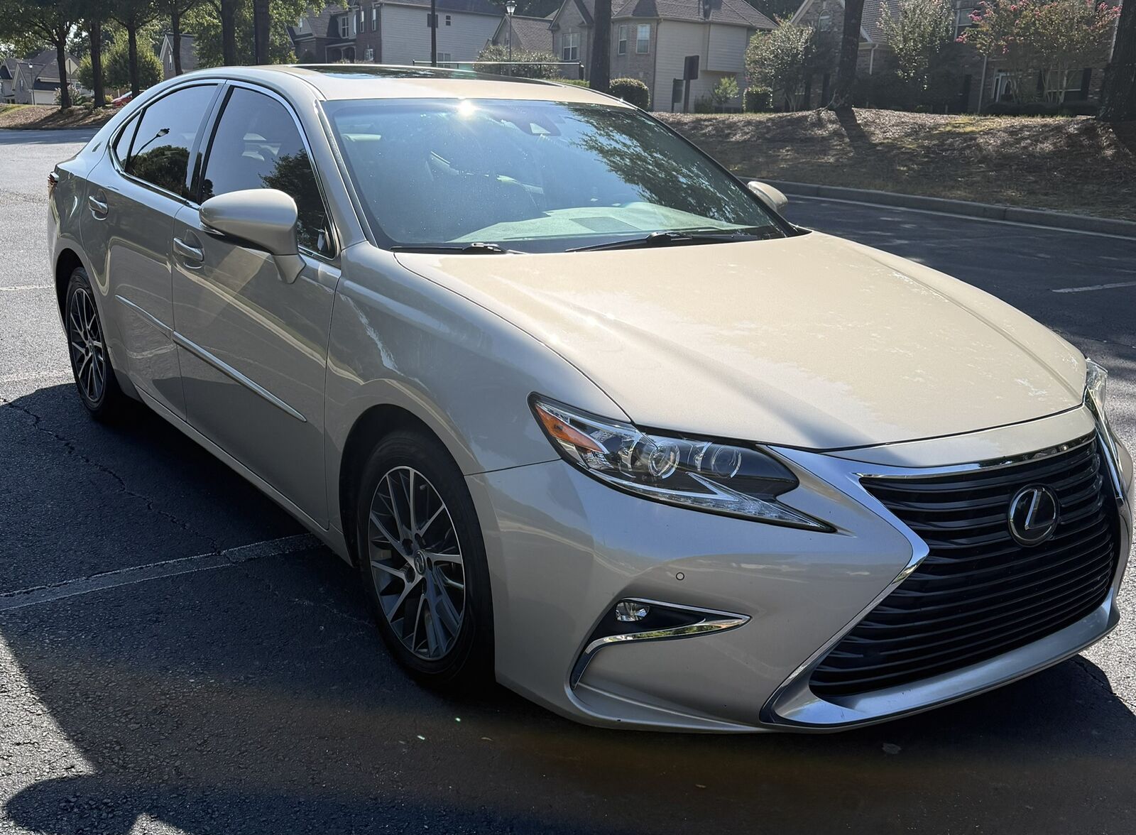 2017 Lexus ES
