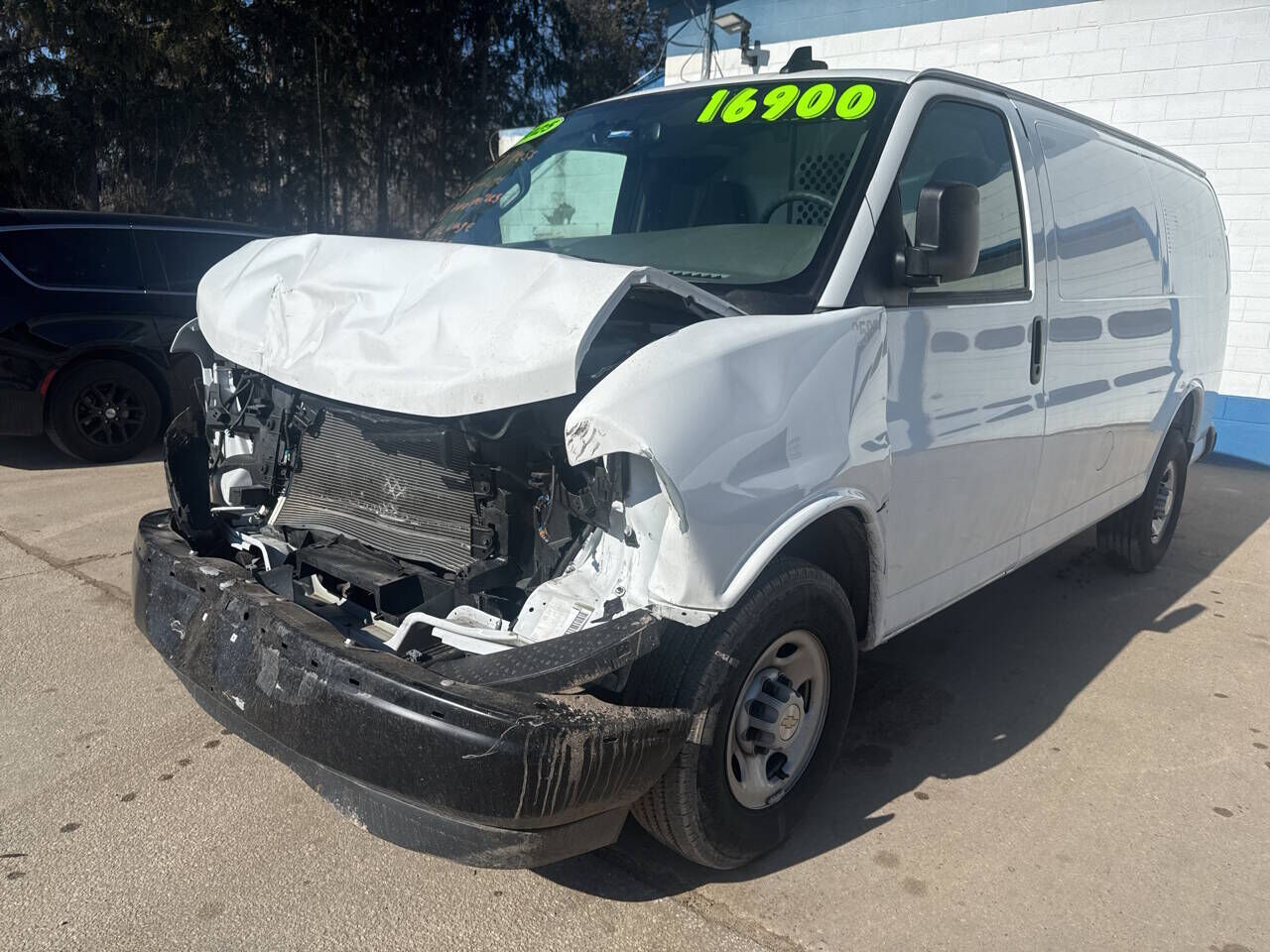 2025 CHEVROLET Express