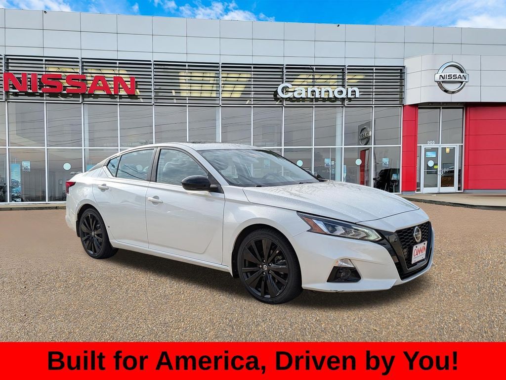 2022 NISSAN Altima