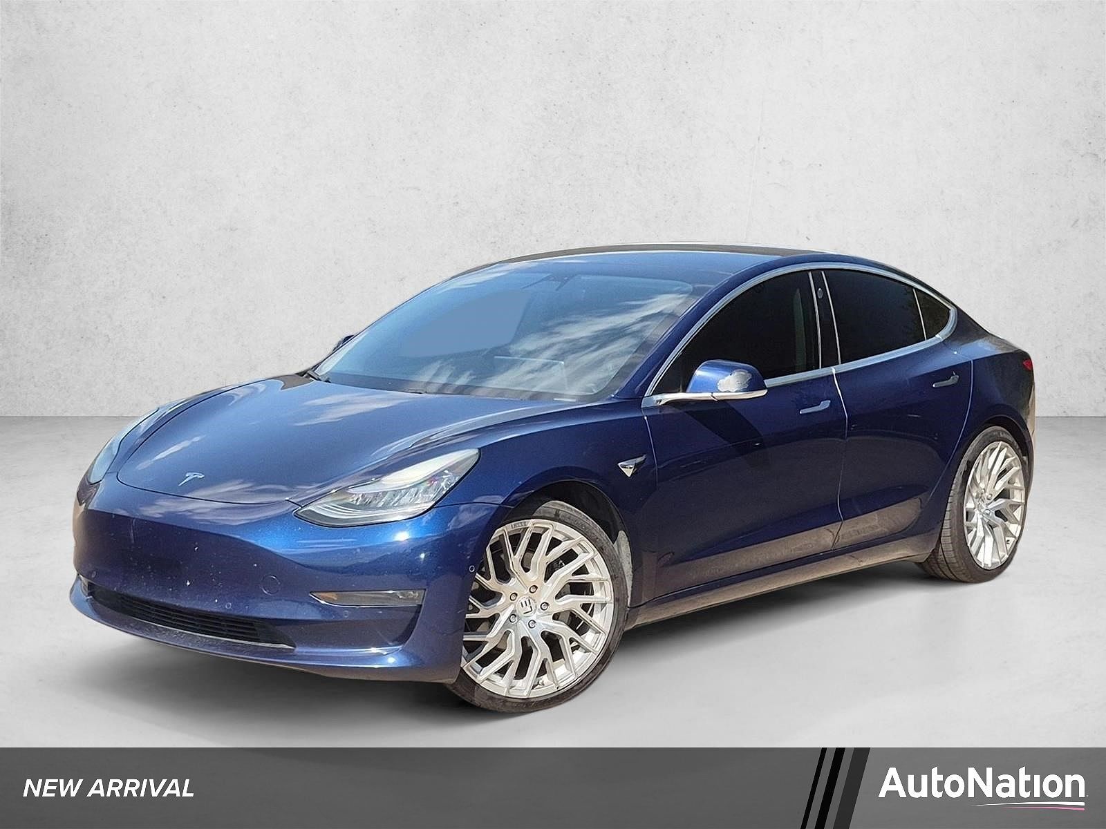 2018 TESLA Model 3