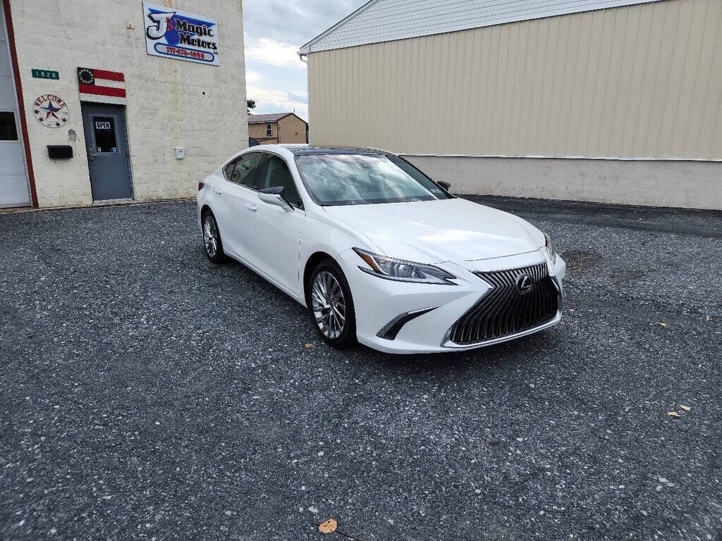 2020 LEXUS ES