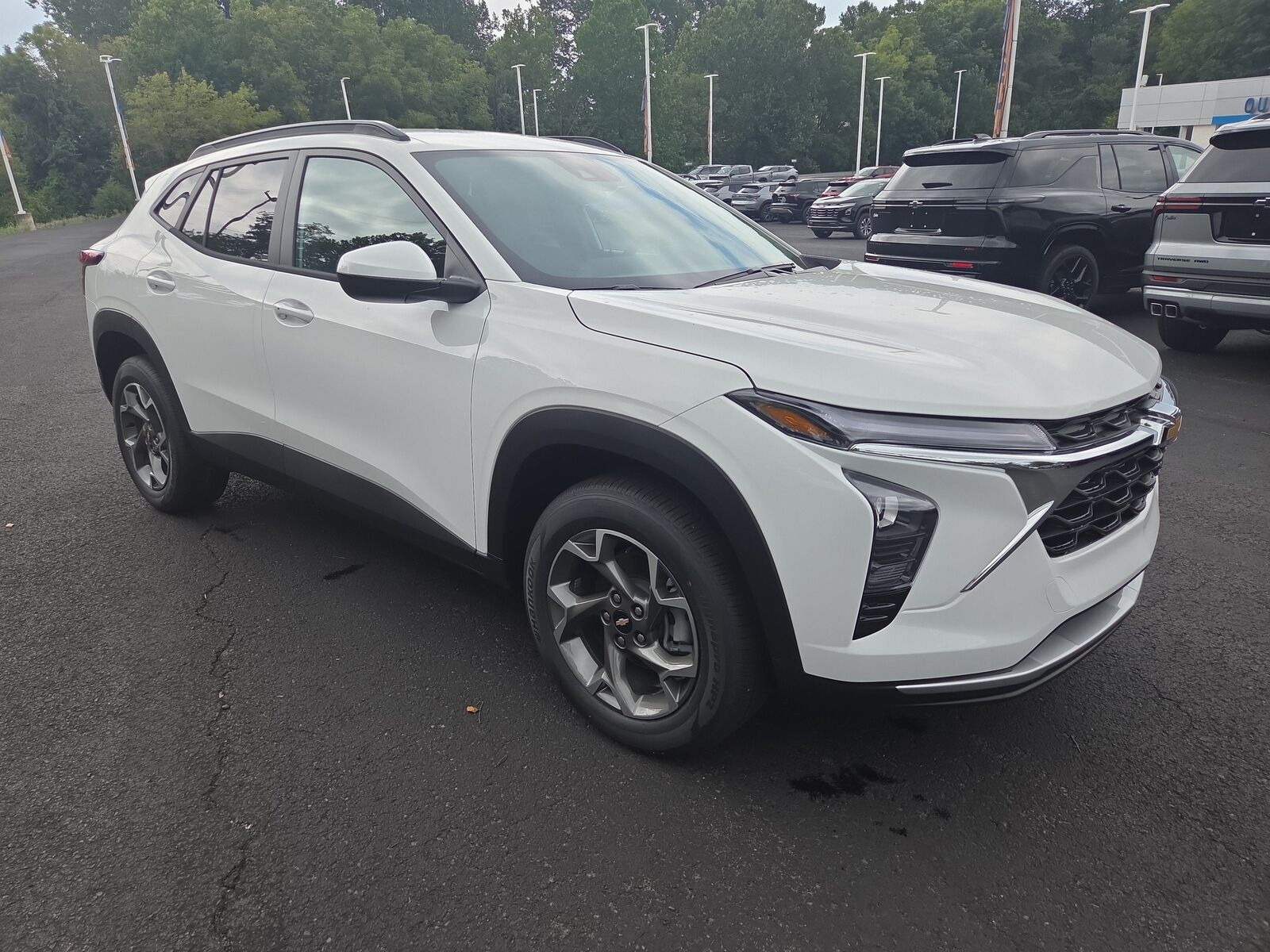 2026 CHEVROLET Trax
