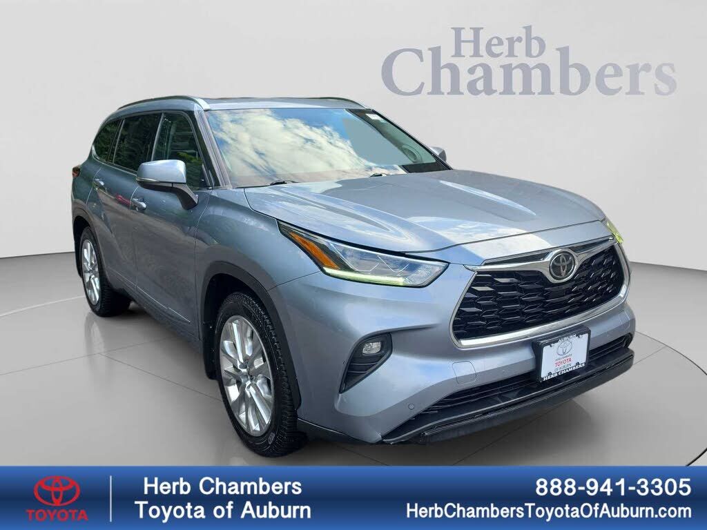2020 TOYOTA Highlander