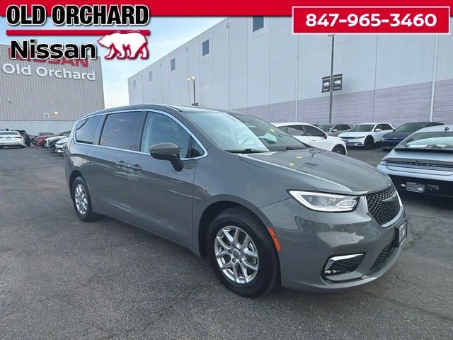 2023 CHRYSLER Pacifica