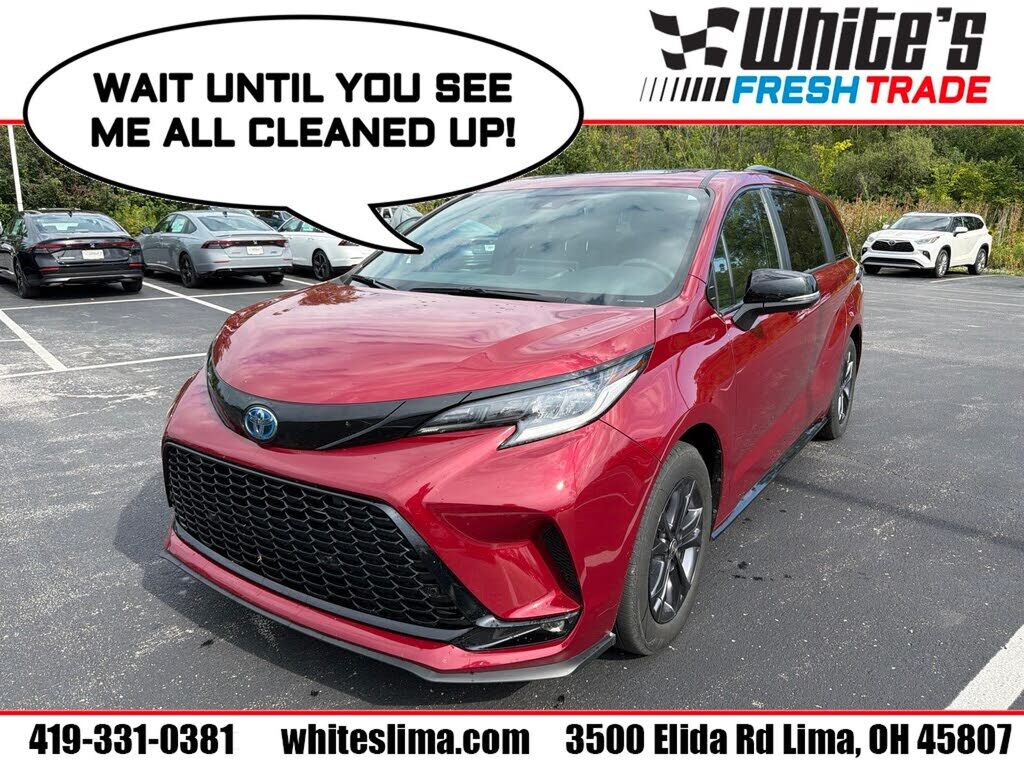 2025 TOYOTA Sienna