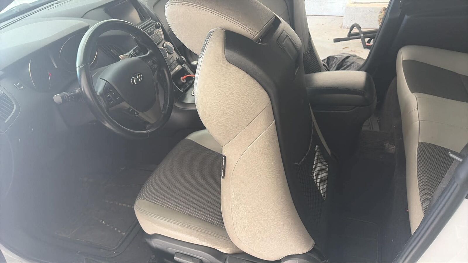 2014 HYUNDAI Genesis Coupe