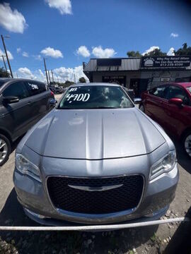 2018 CHRYSLER 300