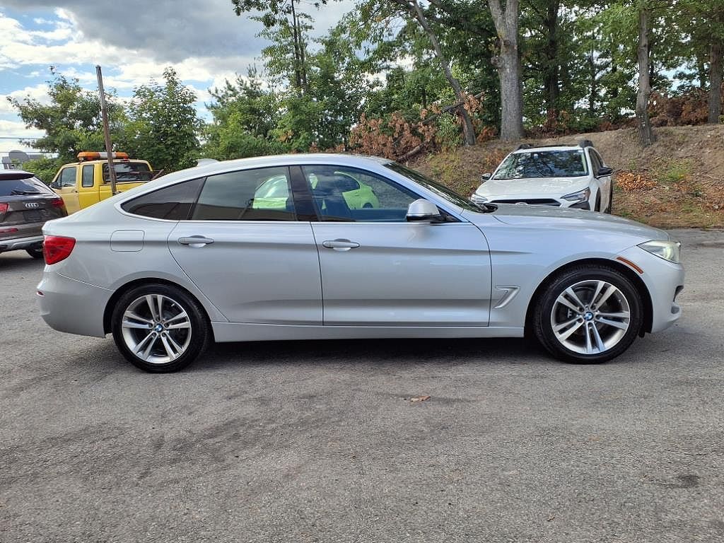 2018 BMW 330i