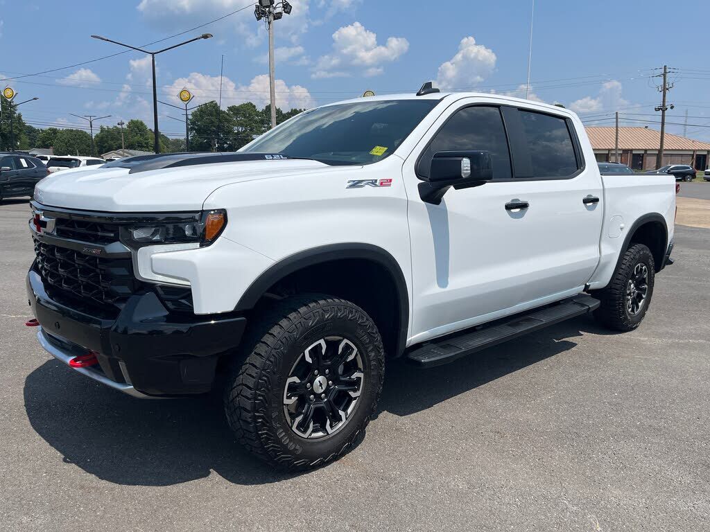 2025 CHEVROLET Silverado