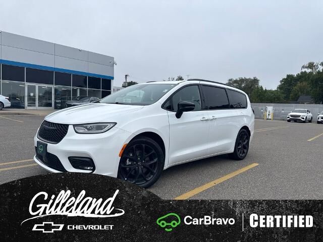 2025 CHRYSLER Pacifica