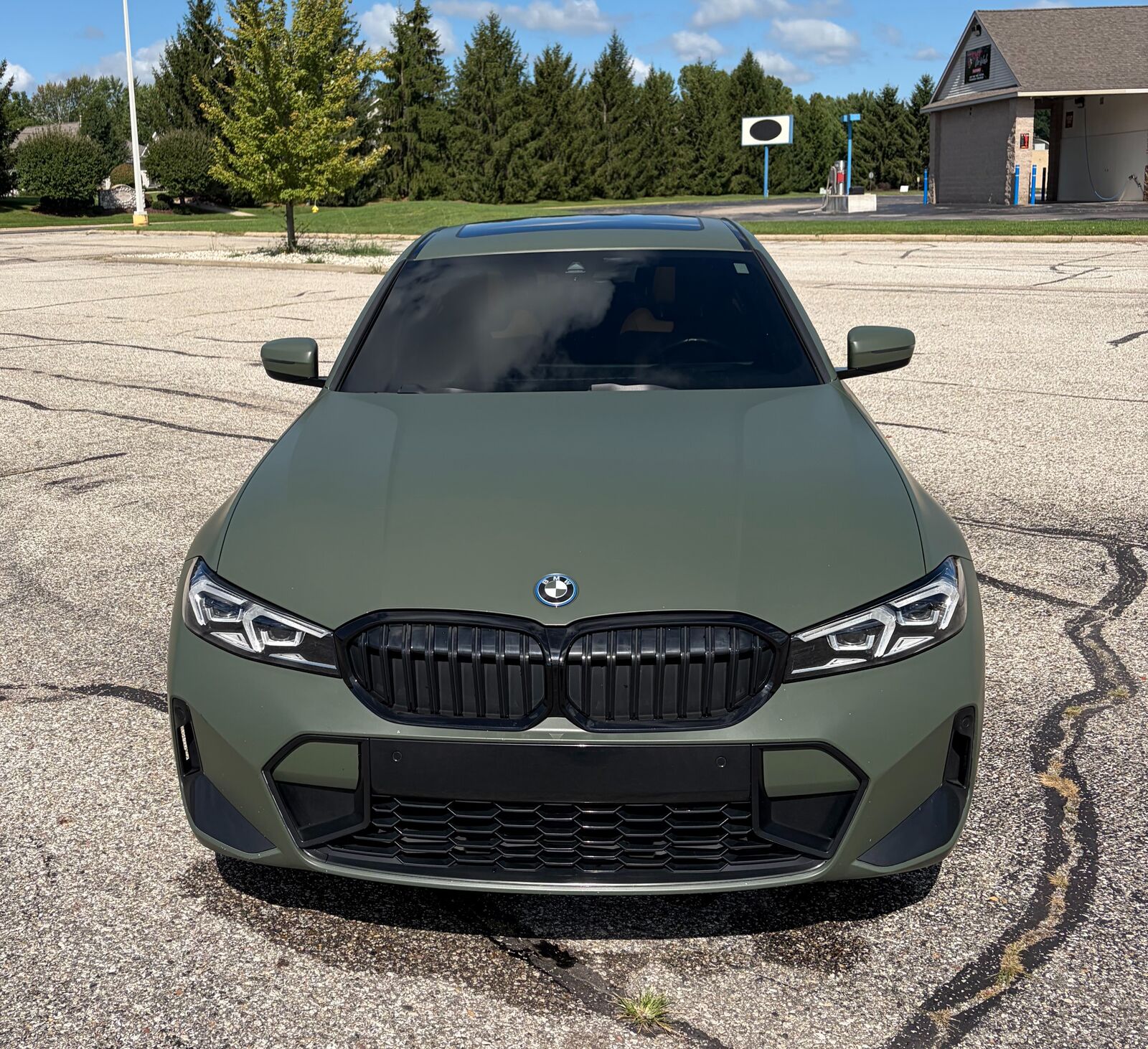 2023 BMW 330e