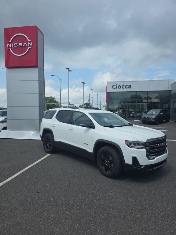 2022 GMC Acadia