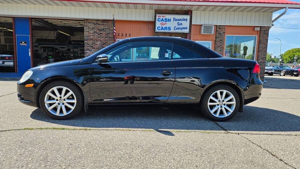 2011 VOLKSWAGEN Eos