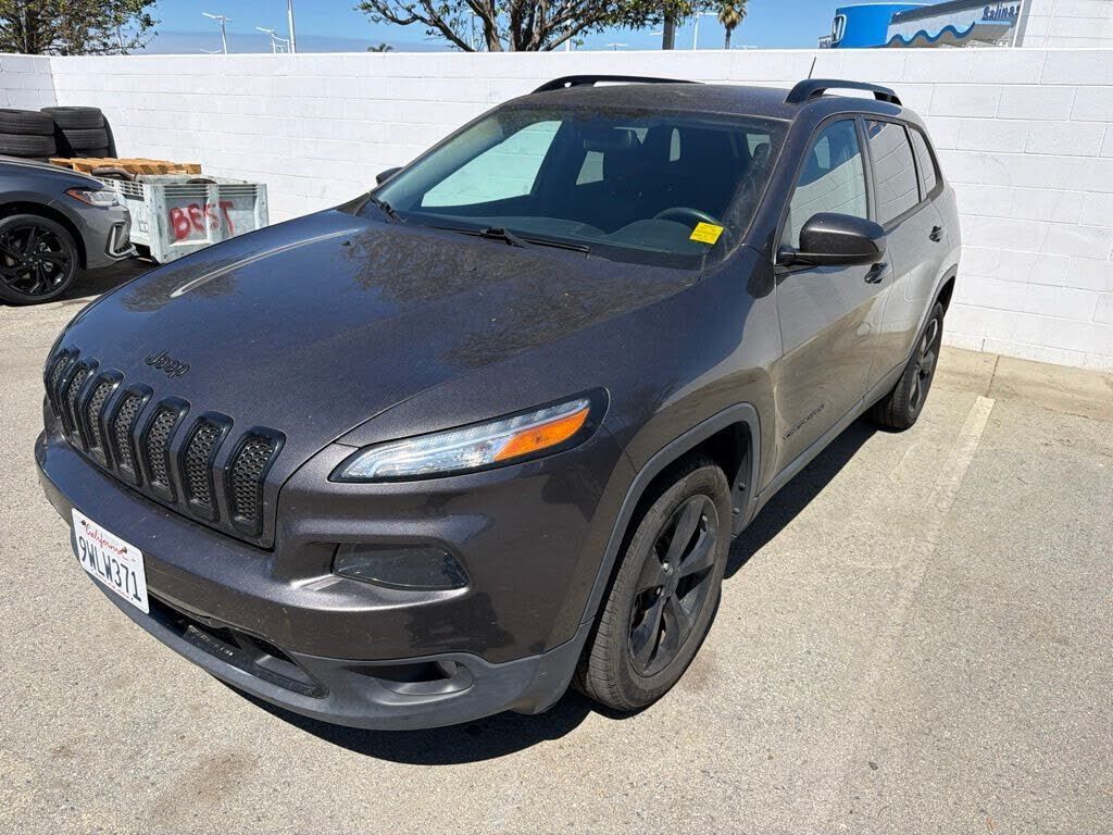 2018 JEEP Cherokee