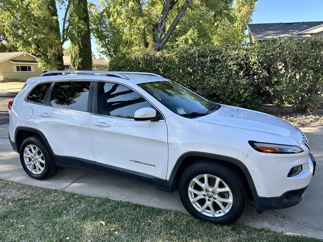 2018 JEEP Cherokee