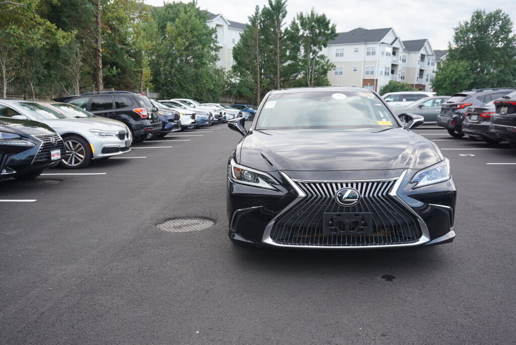 2021 Lexus ES / ES HYBRID