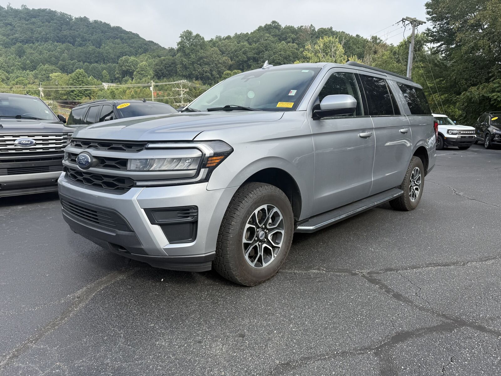 2023 FORD Expedition