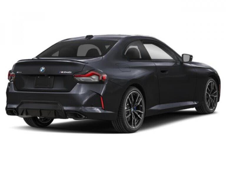 2025 BMW M240i