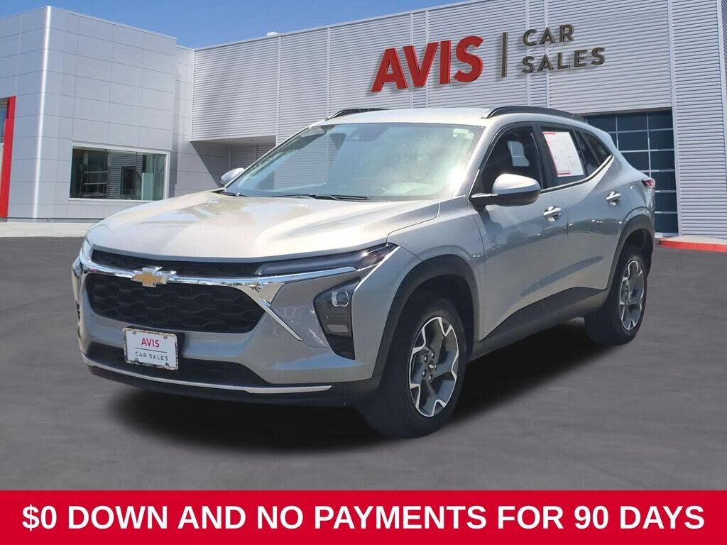 2025 CHEVROLET Trax