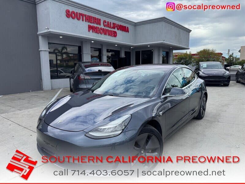 2018 TESLA Model 3