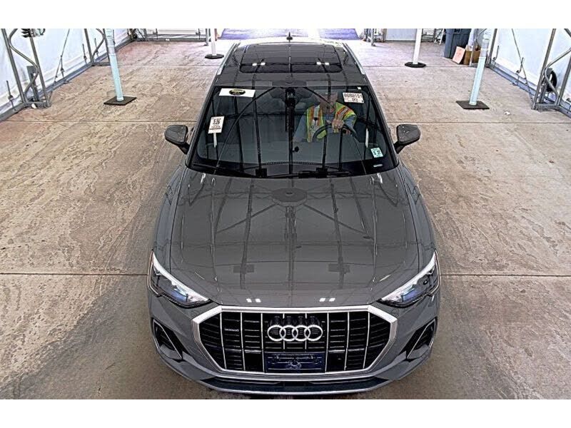 2022 Audi Q3