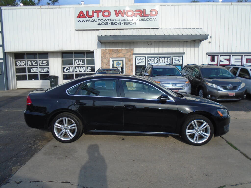 2014 VOLKSWAGEN Passat