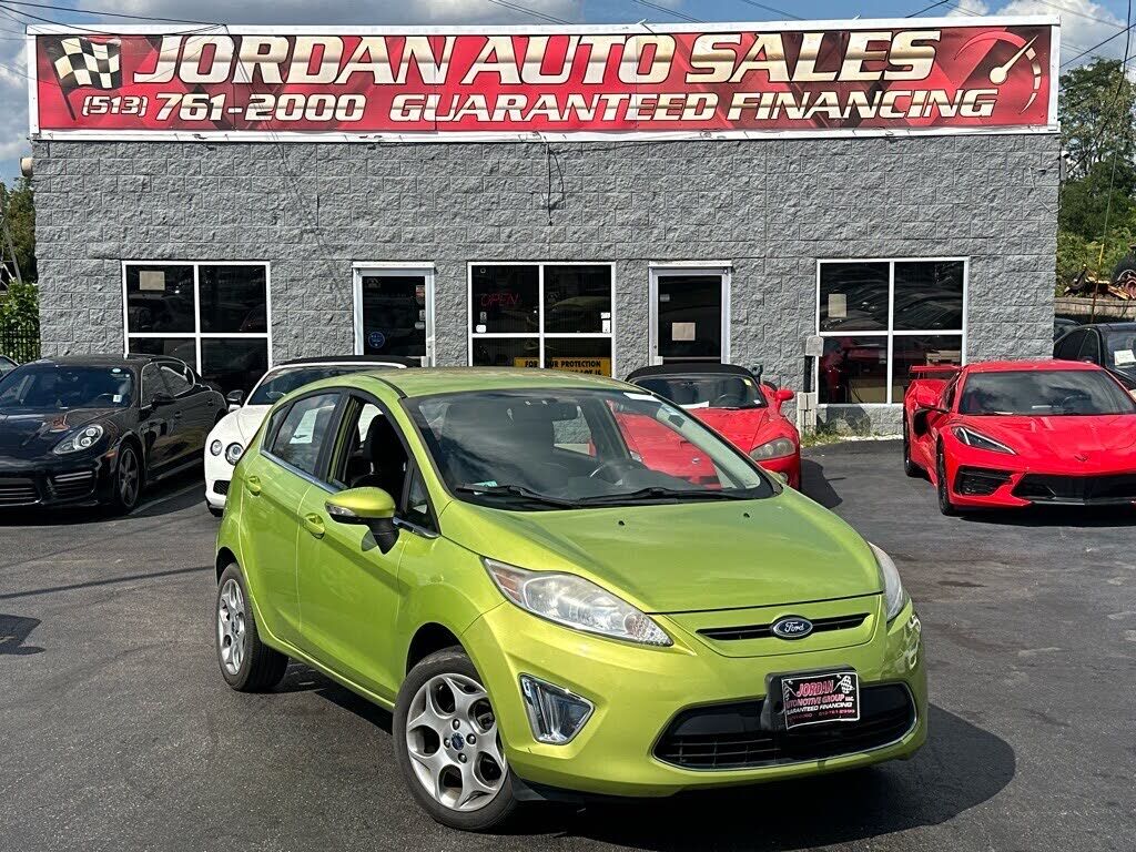 2011 FORD Fiesta