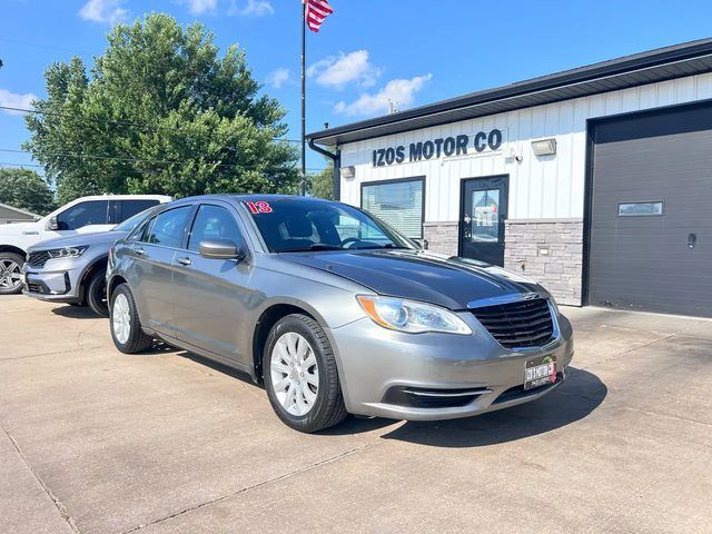 2013 CHRYSLER 200