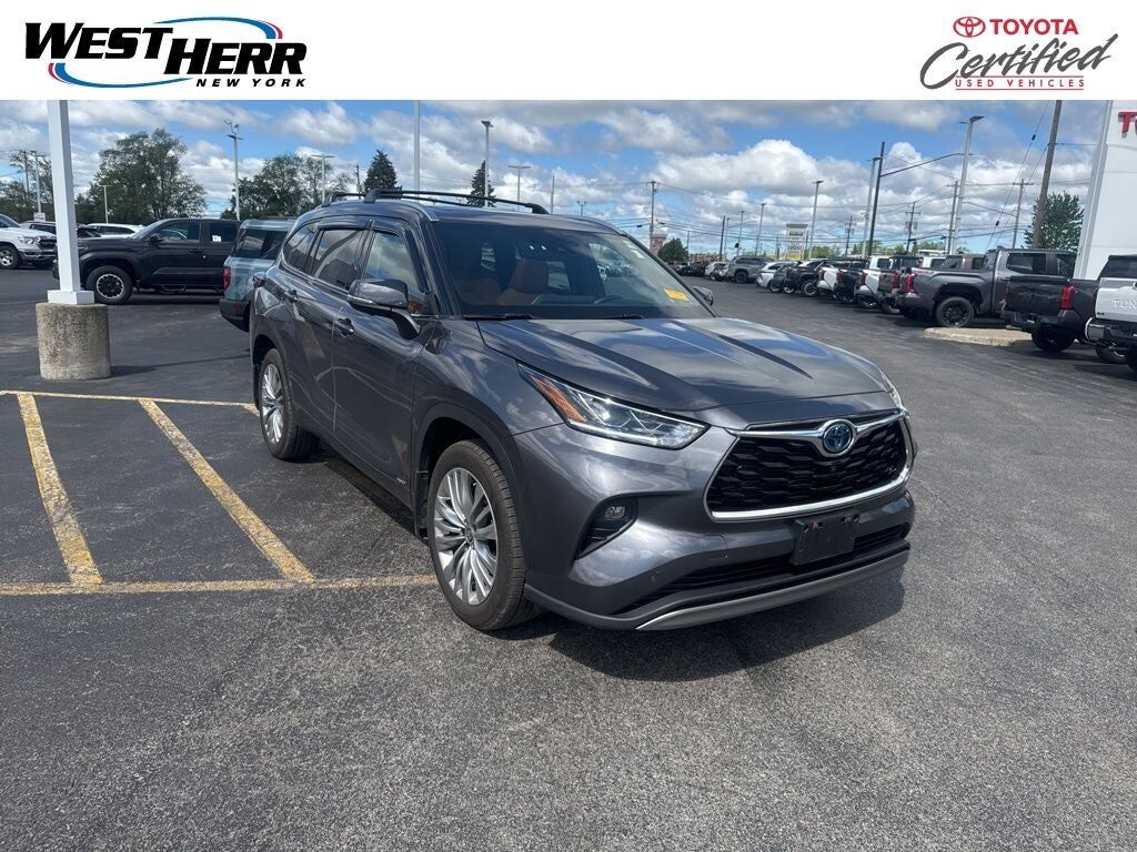 2024 TOYOTA Highlander